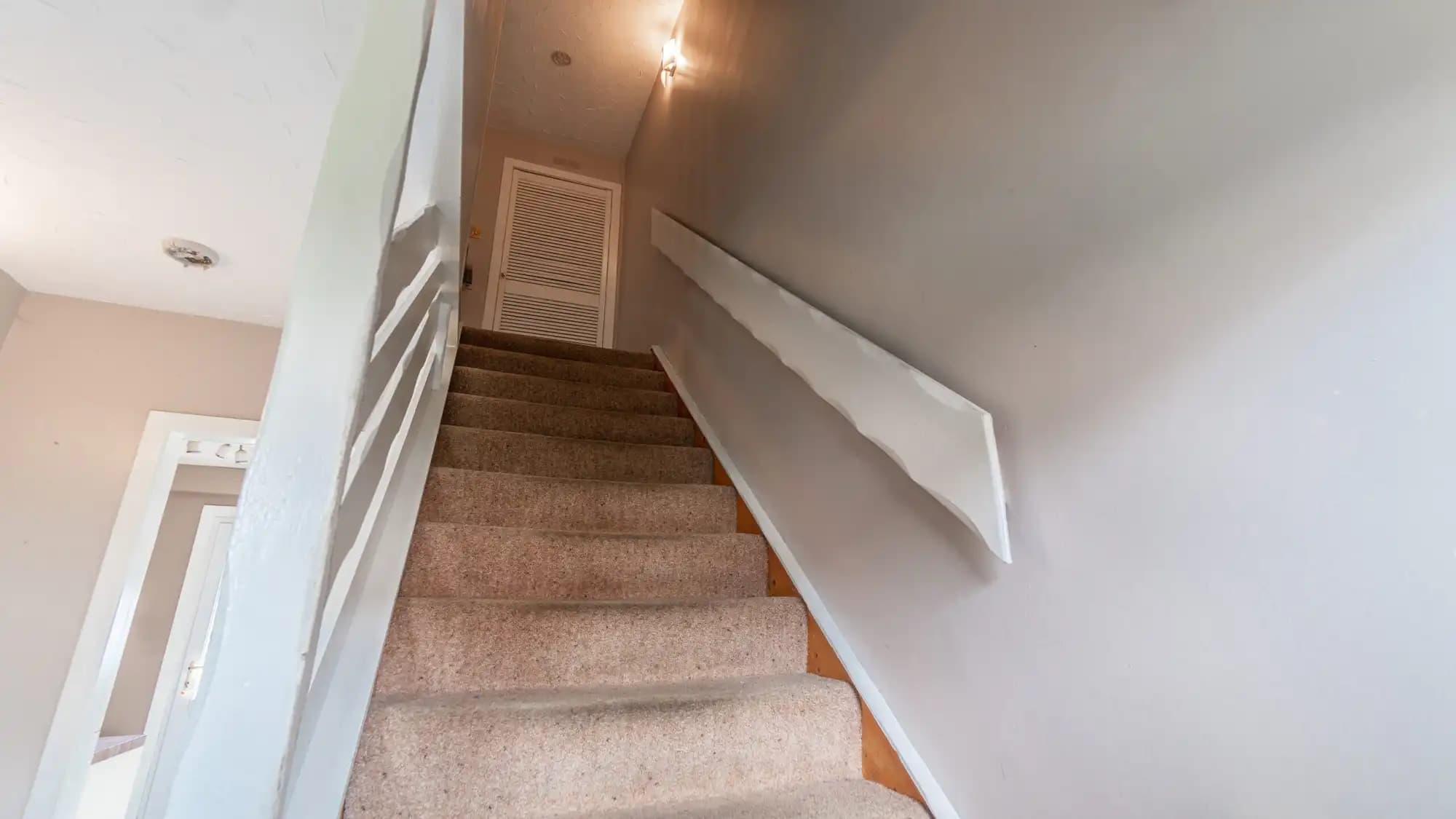 property photo 31 of 32