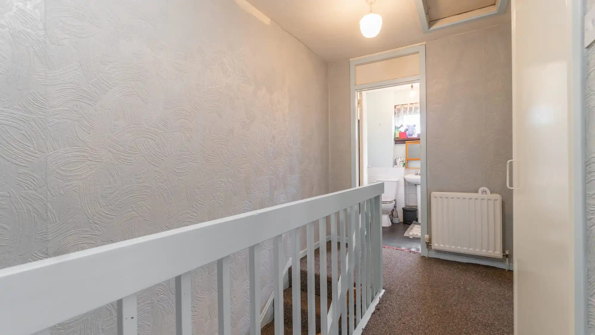 property photo 6 of 18