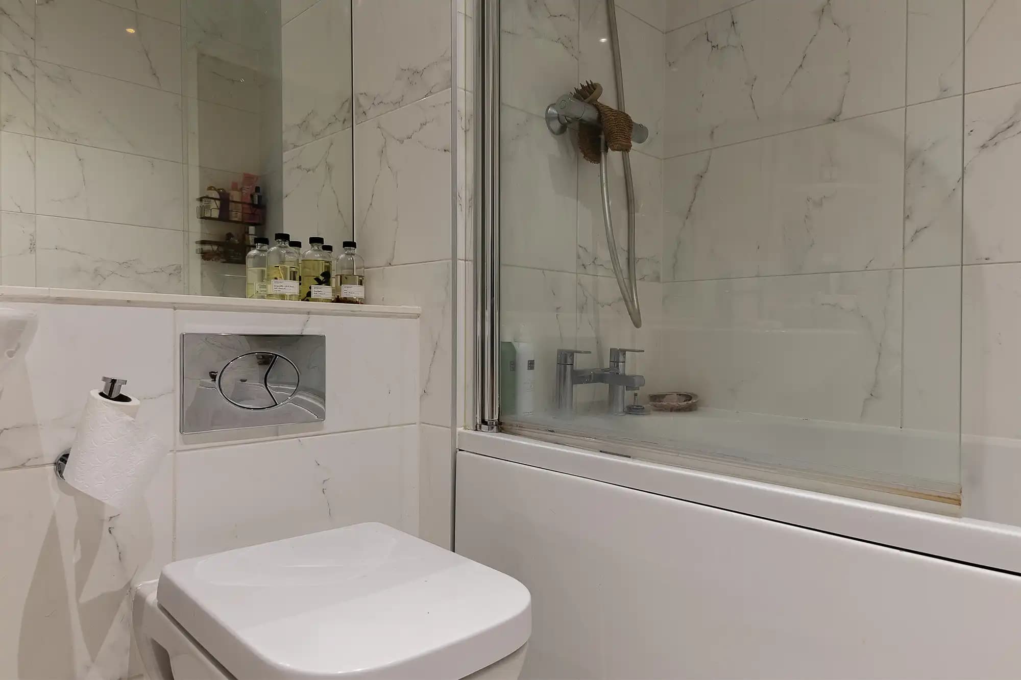property photo 17 of 29