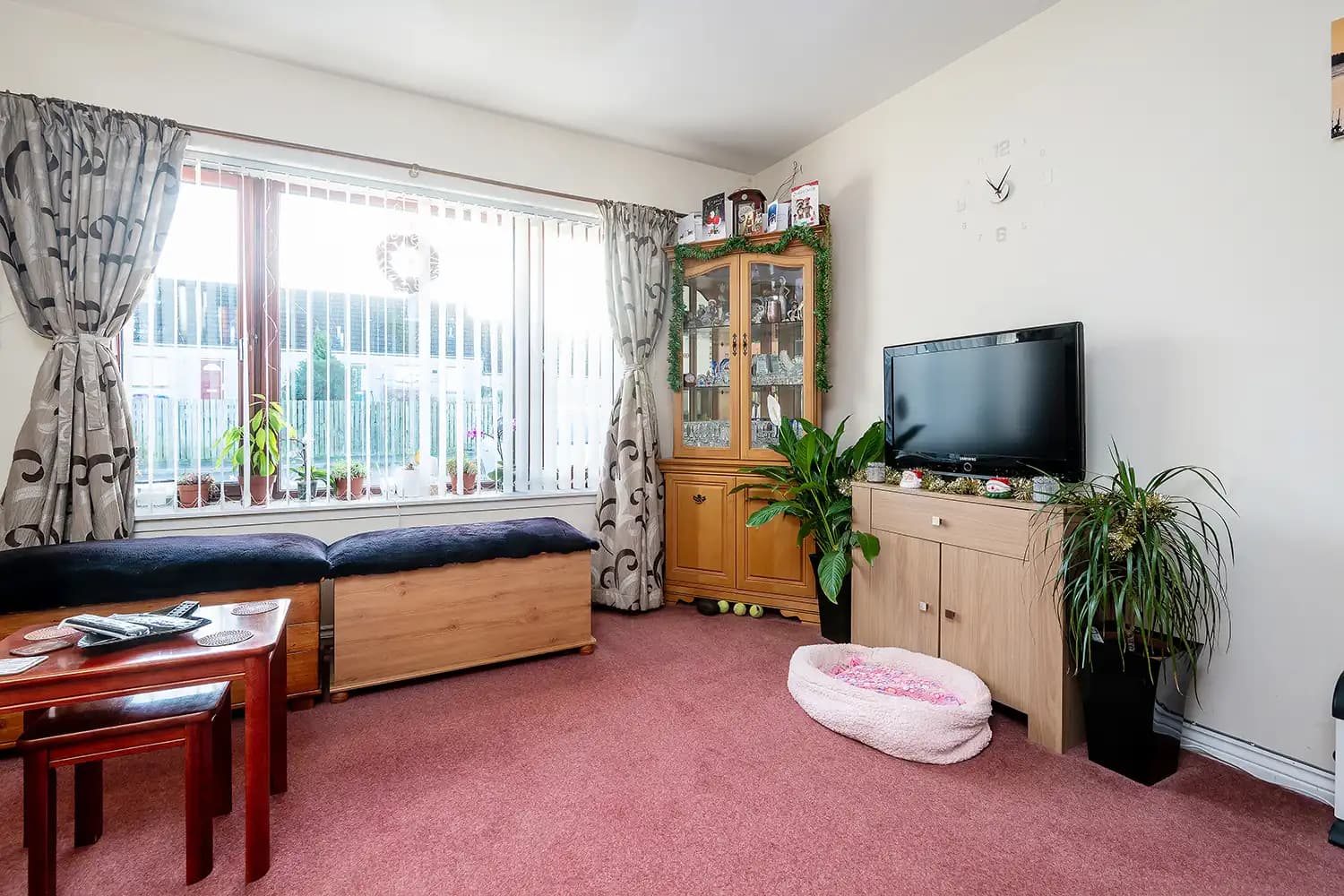 property photo 7 of 12