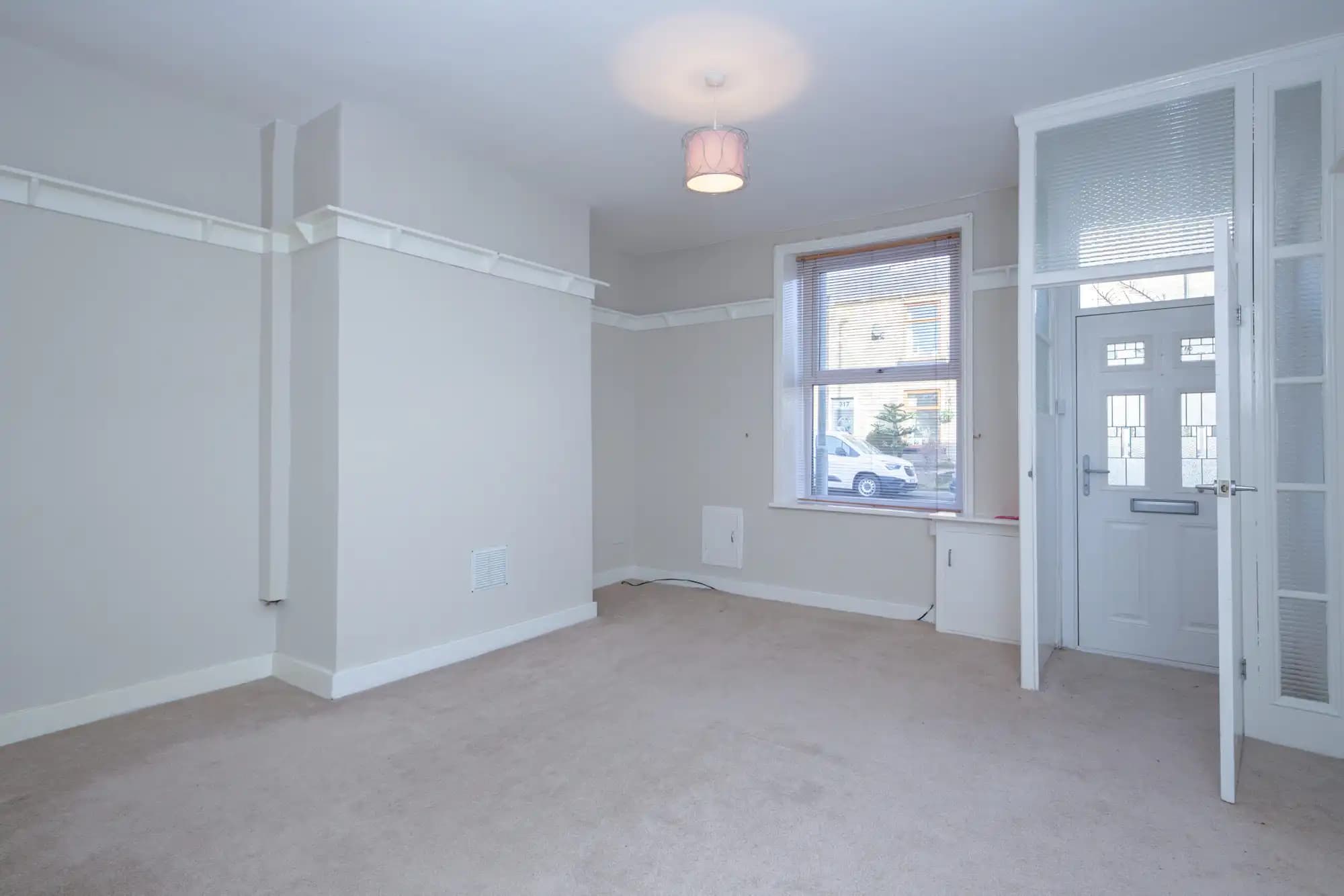 property photo 4 of 23