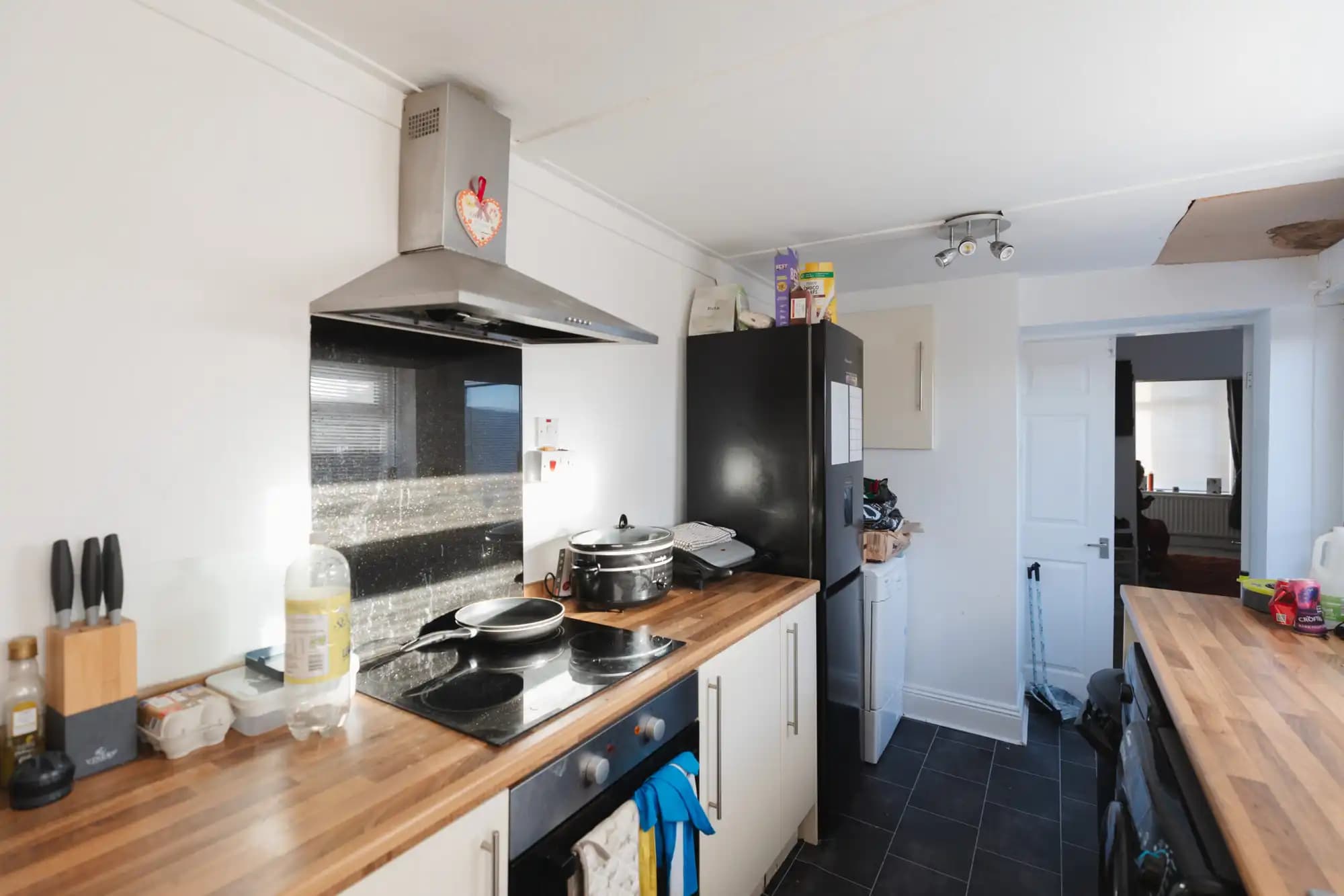 property photo 10 of 17