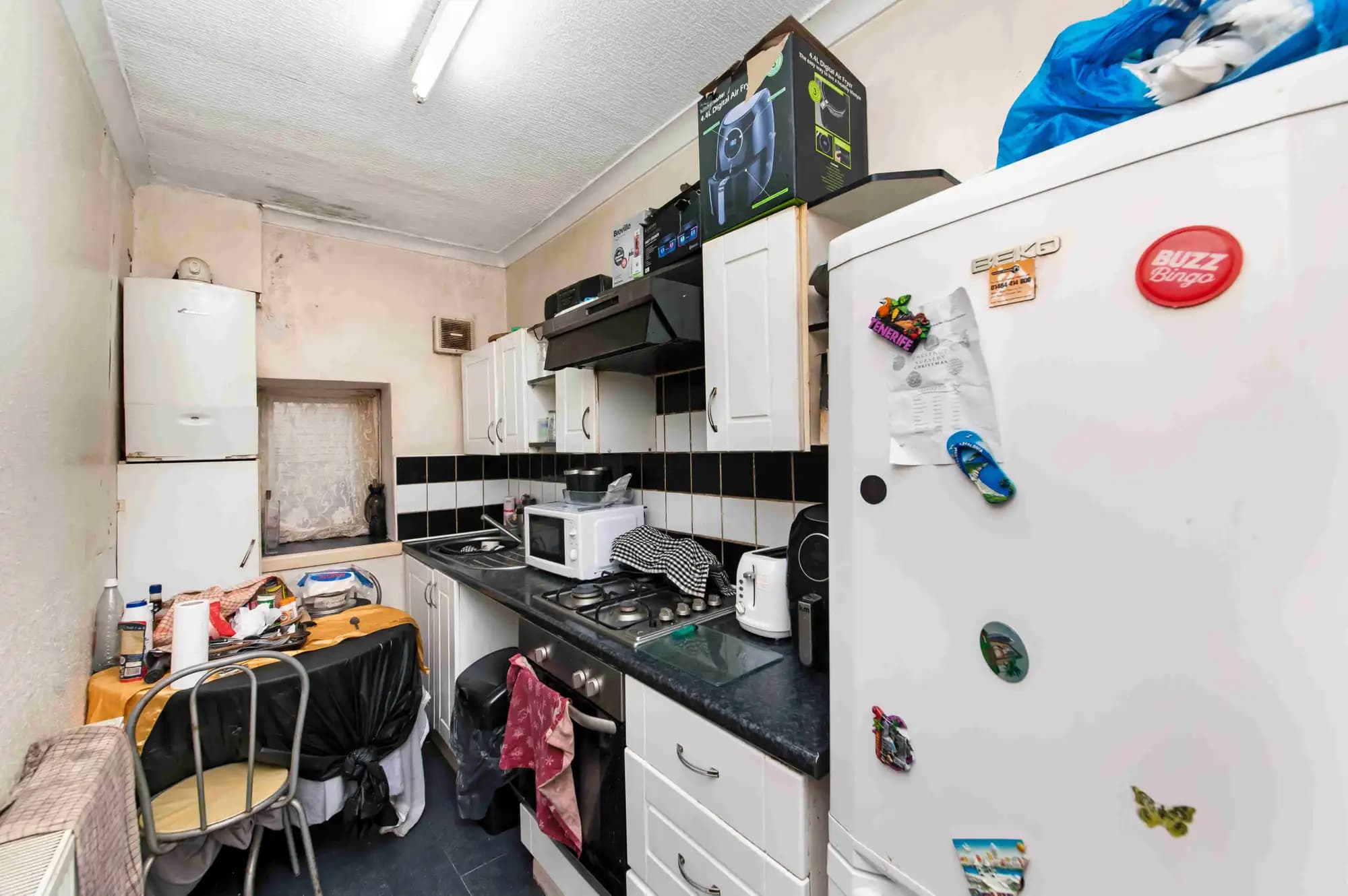 property photo 8 of 14