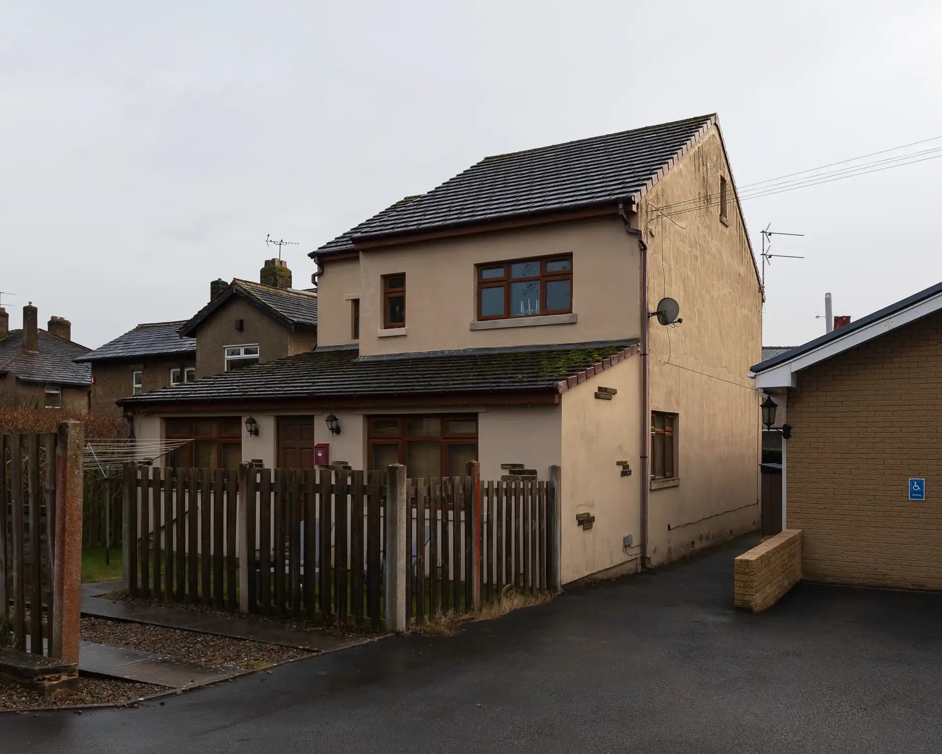 property photo 14 of 17