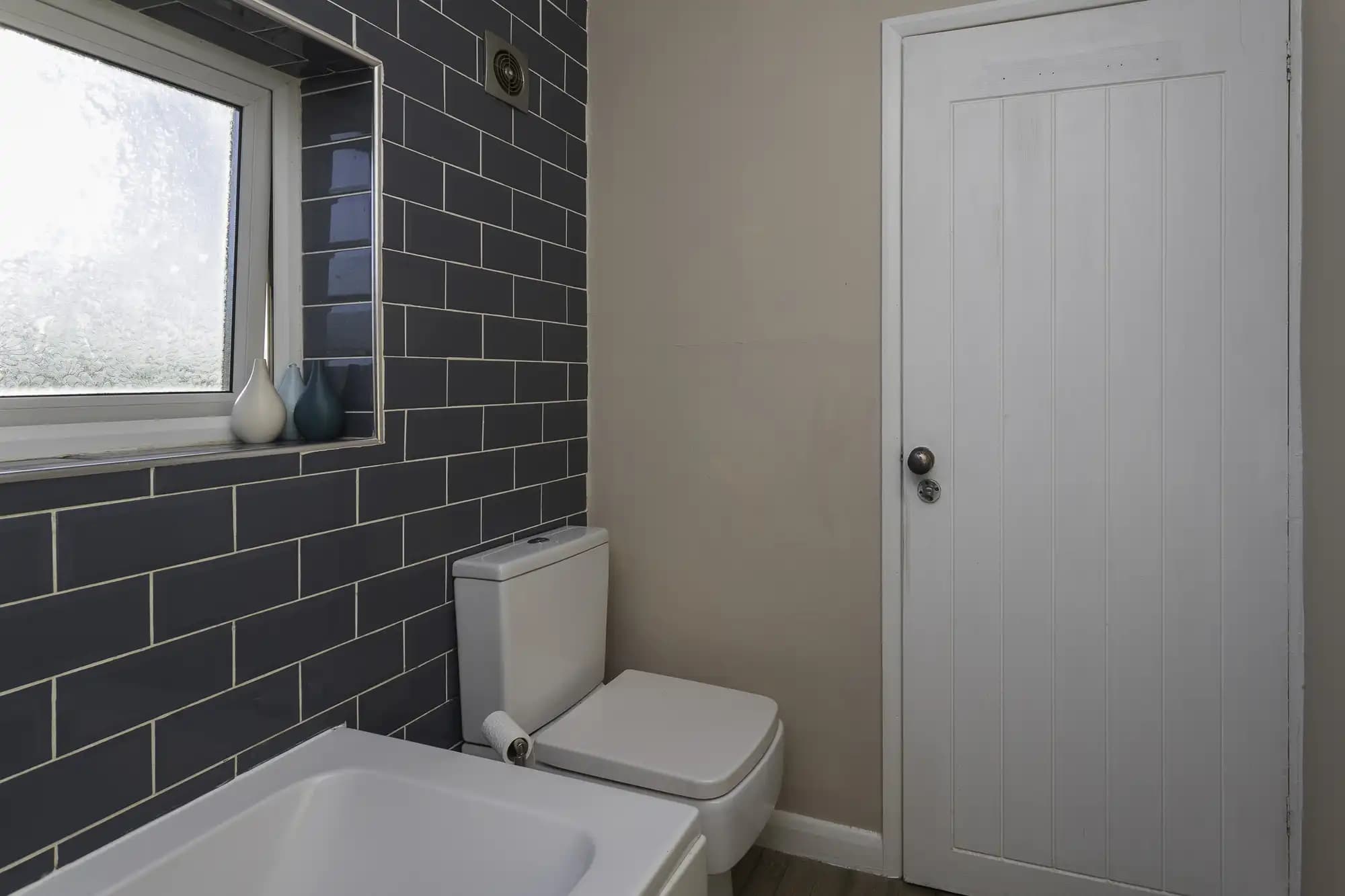 property photo 11 of 22