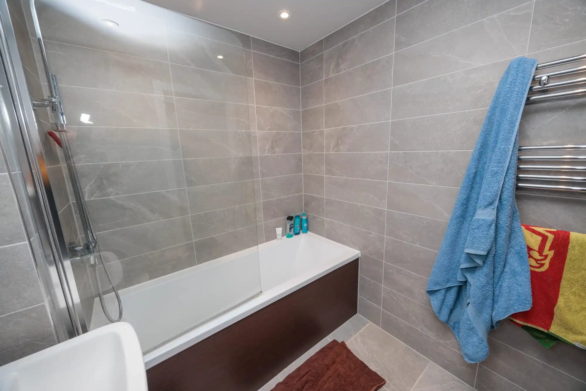property photo 14 of 17