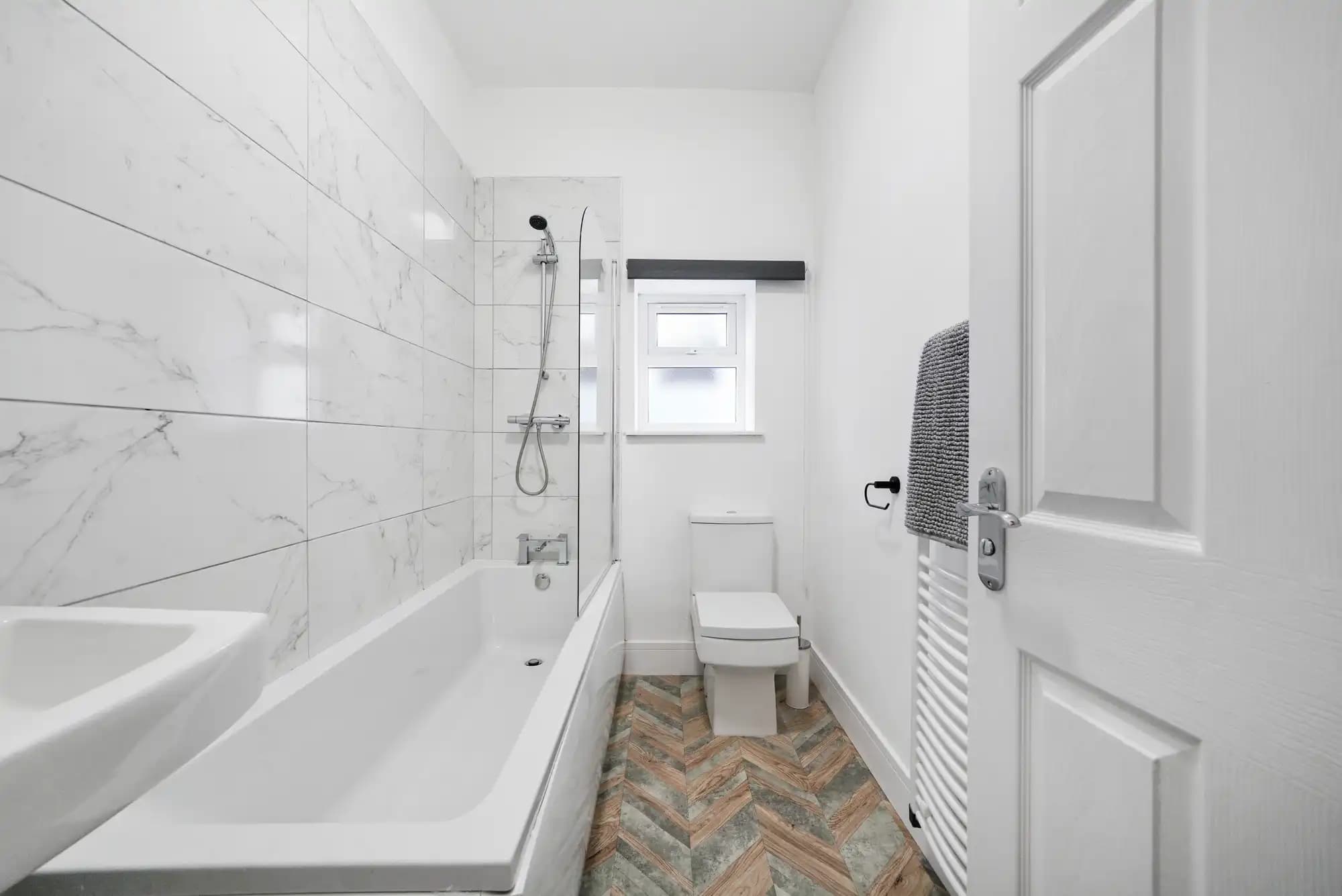 property photo 81 of 128