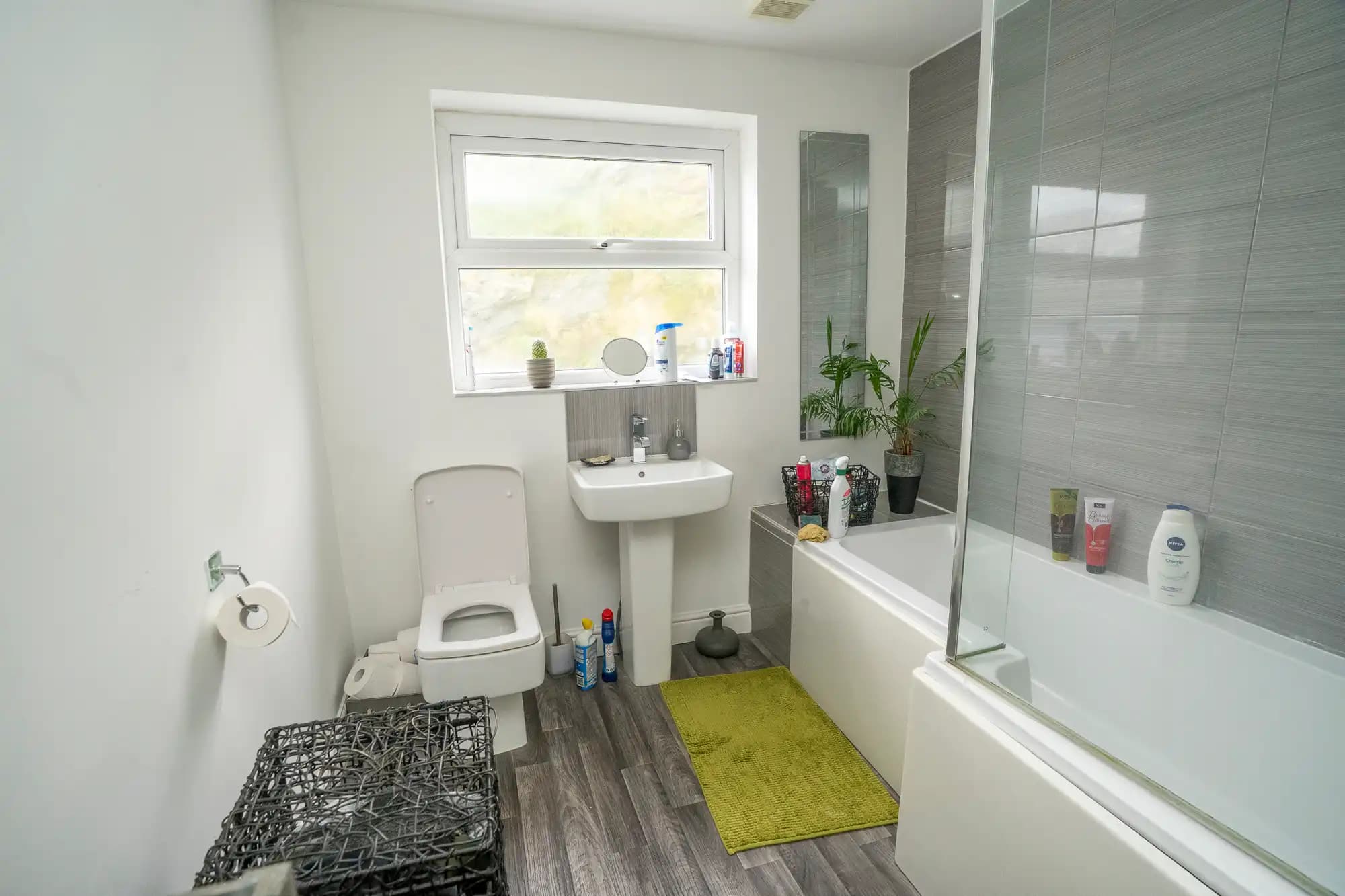 property photo 4 of 13