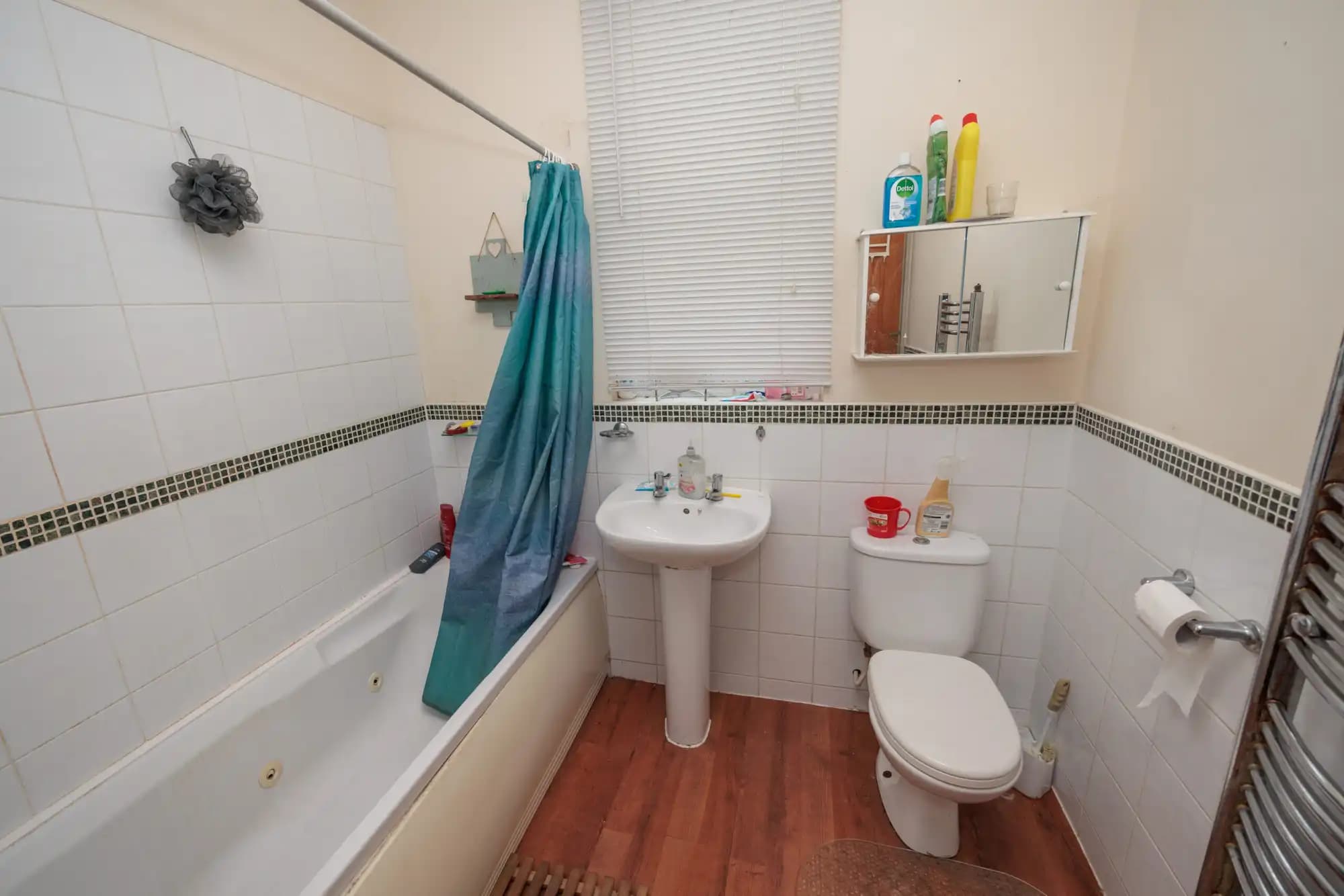 property photo 19 of 28