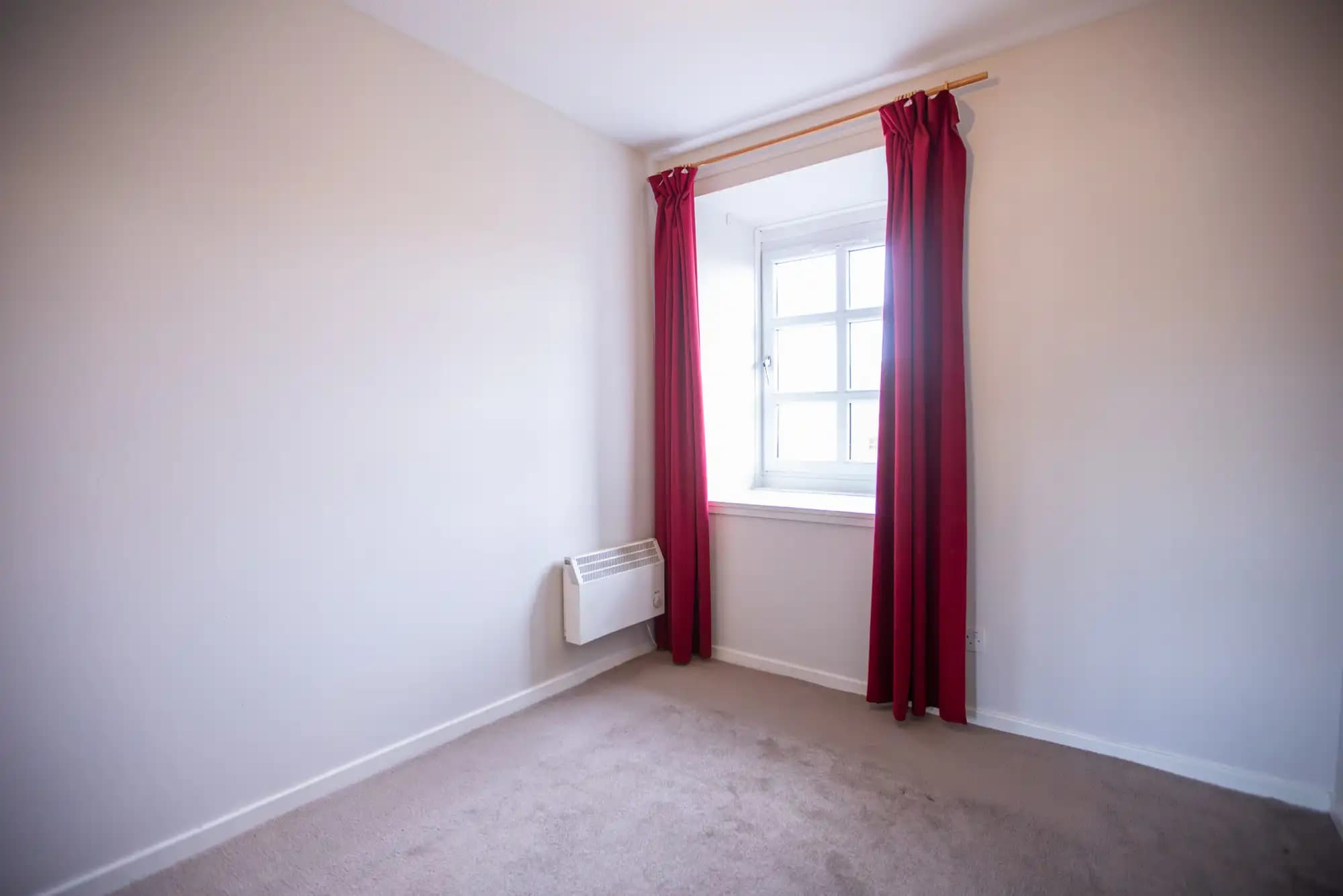 property photo 22 of 37
